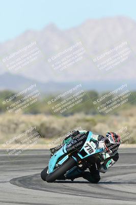 media/Jan-15-2026-Racers Edge (Thu) [[dfebeb70ab]]/2-A Group/Session 3 (Turn 16)/